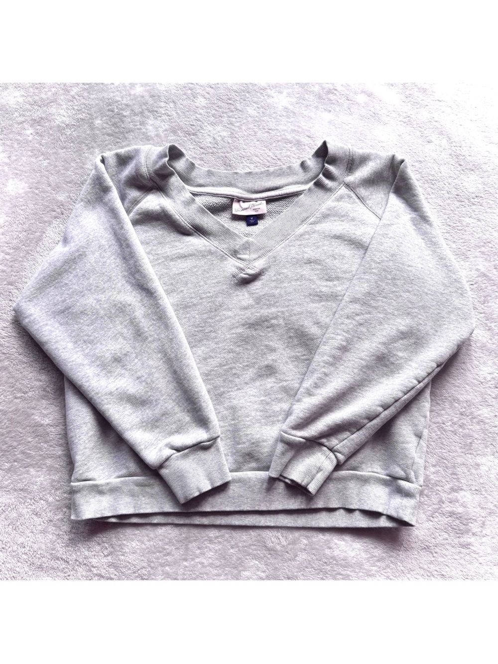 Universal Thread Light Gray V-Neck Pullover